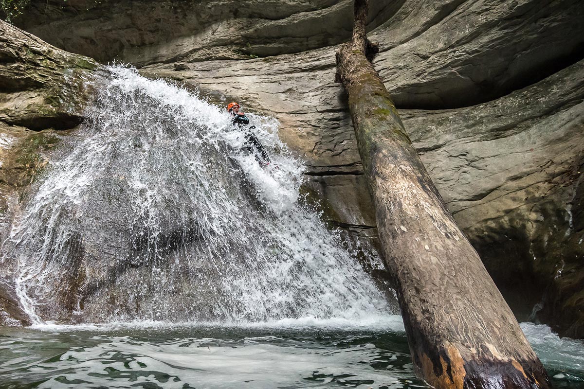 le fameux toboggans des Ecouges, un beau canyoning du Vercors