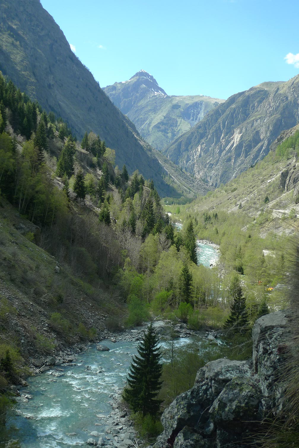 le ruisseau sous la via ferrata de St Christophe en oisans