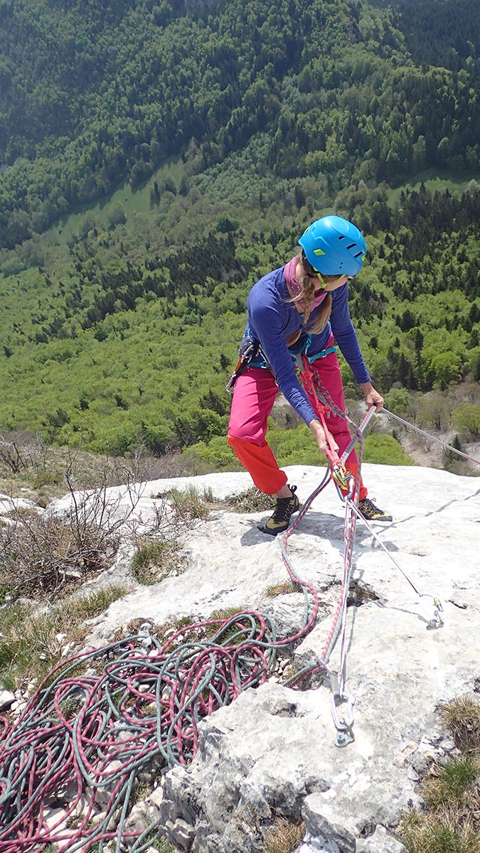 escalade relais en falaise